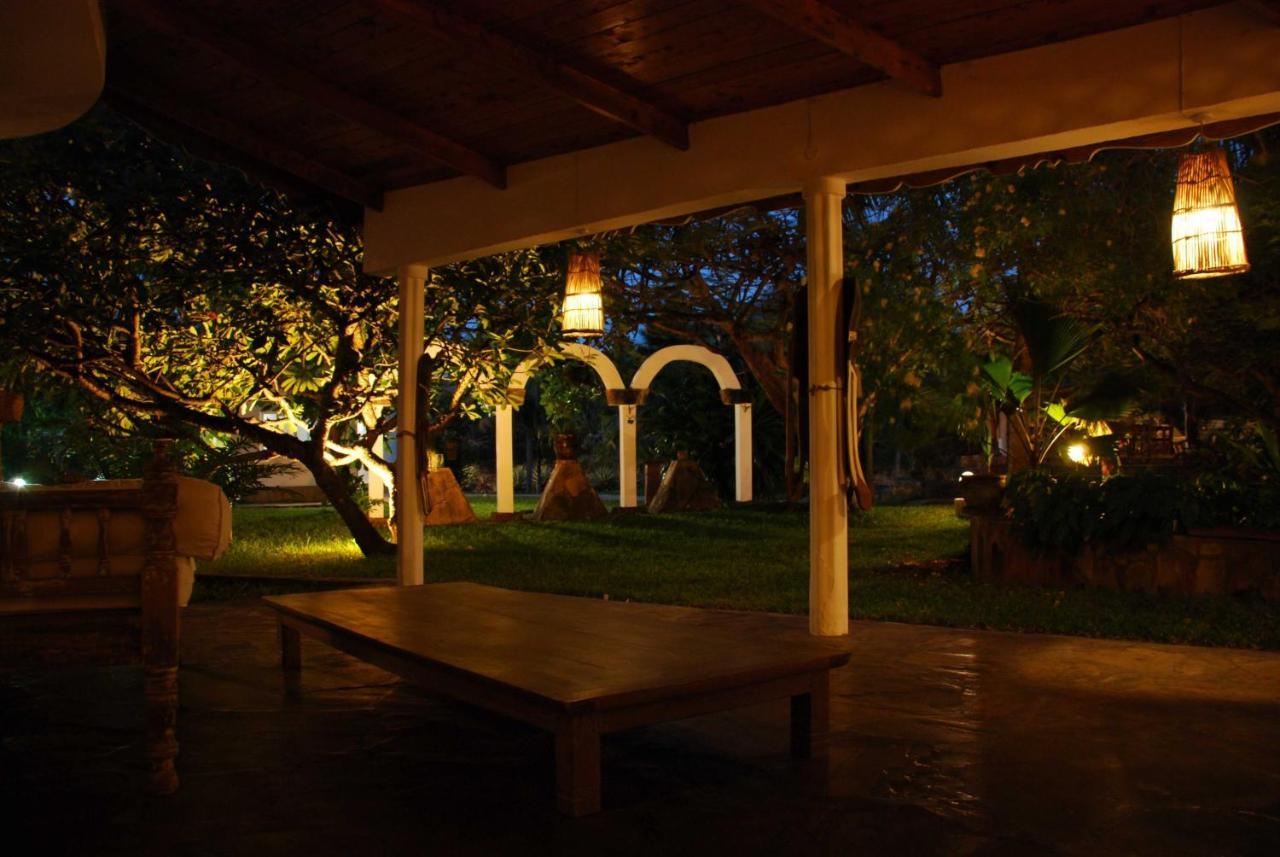 Pashmina House Bed & Breakfast Watamu Exterior photo